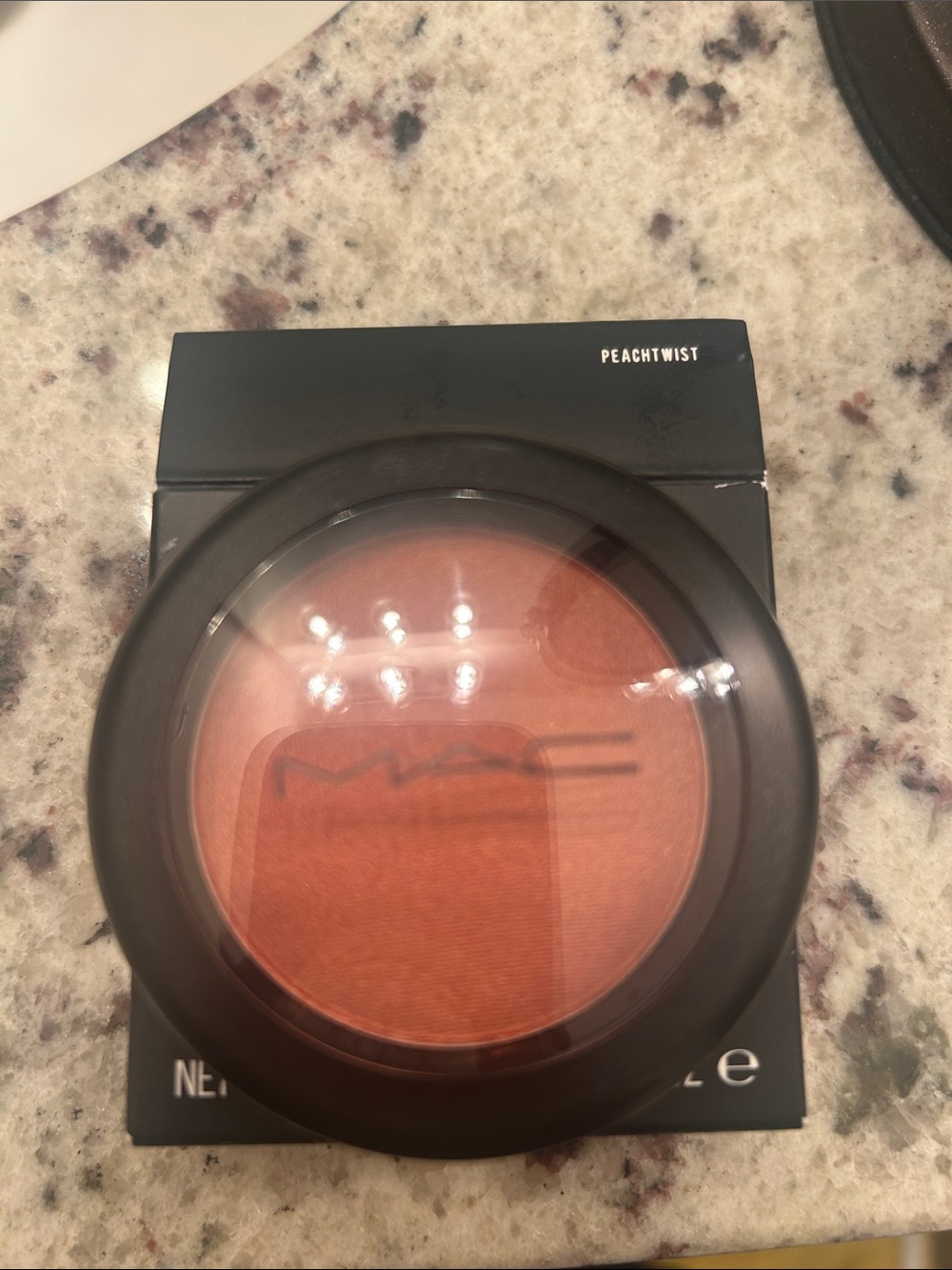 MAC Cosmetics Peachtwist Blush - Peach